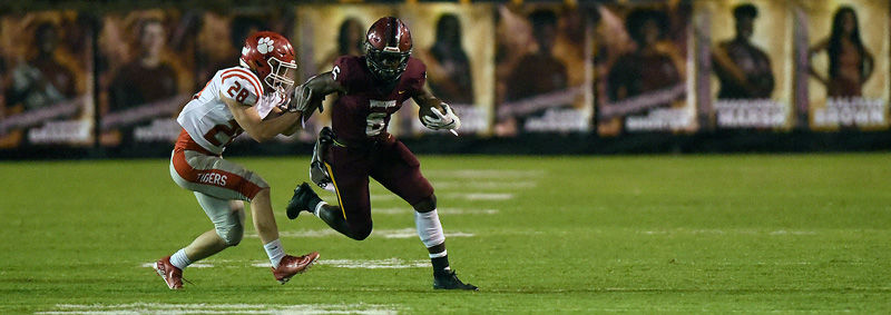 Dothan High Wolves vs Eufaula football